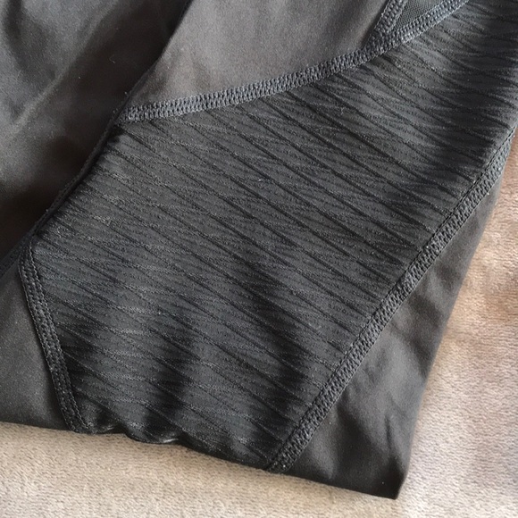 Manduka Drisana Leggings (2) - Picture 2 of 5